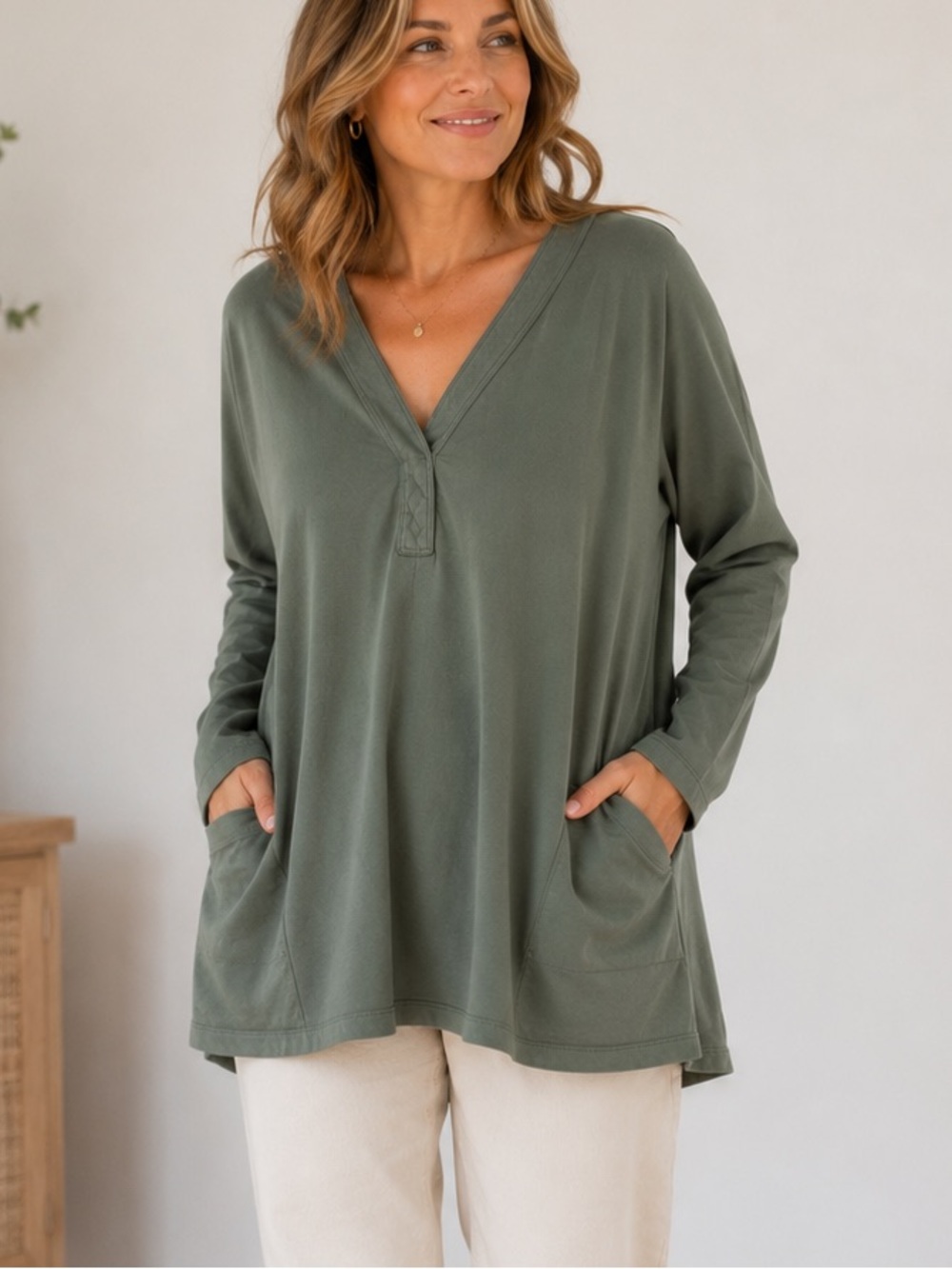 J. Jill fit Olive V-Neck Long Sleeve Tunic with Pockets SzL